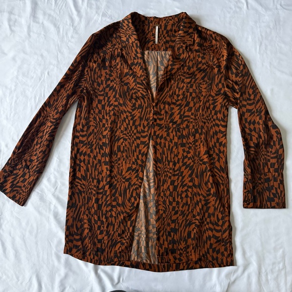 Free People Tops - Free people  Brown and Black Blouse size 2